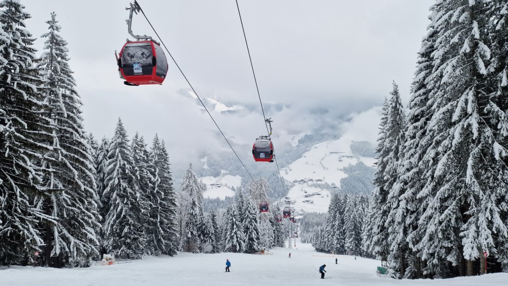 Schatzbergbahn met piste.